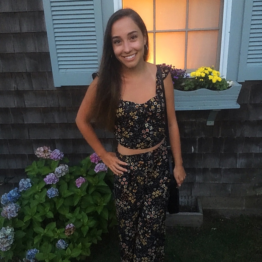 Meet your Posher, Hailie